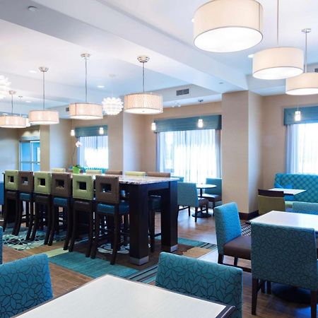 Hampton Inn Saskatoon South Eksteriør billede