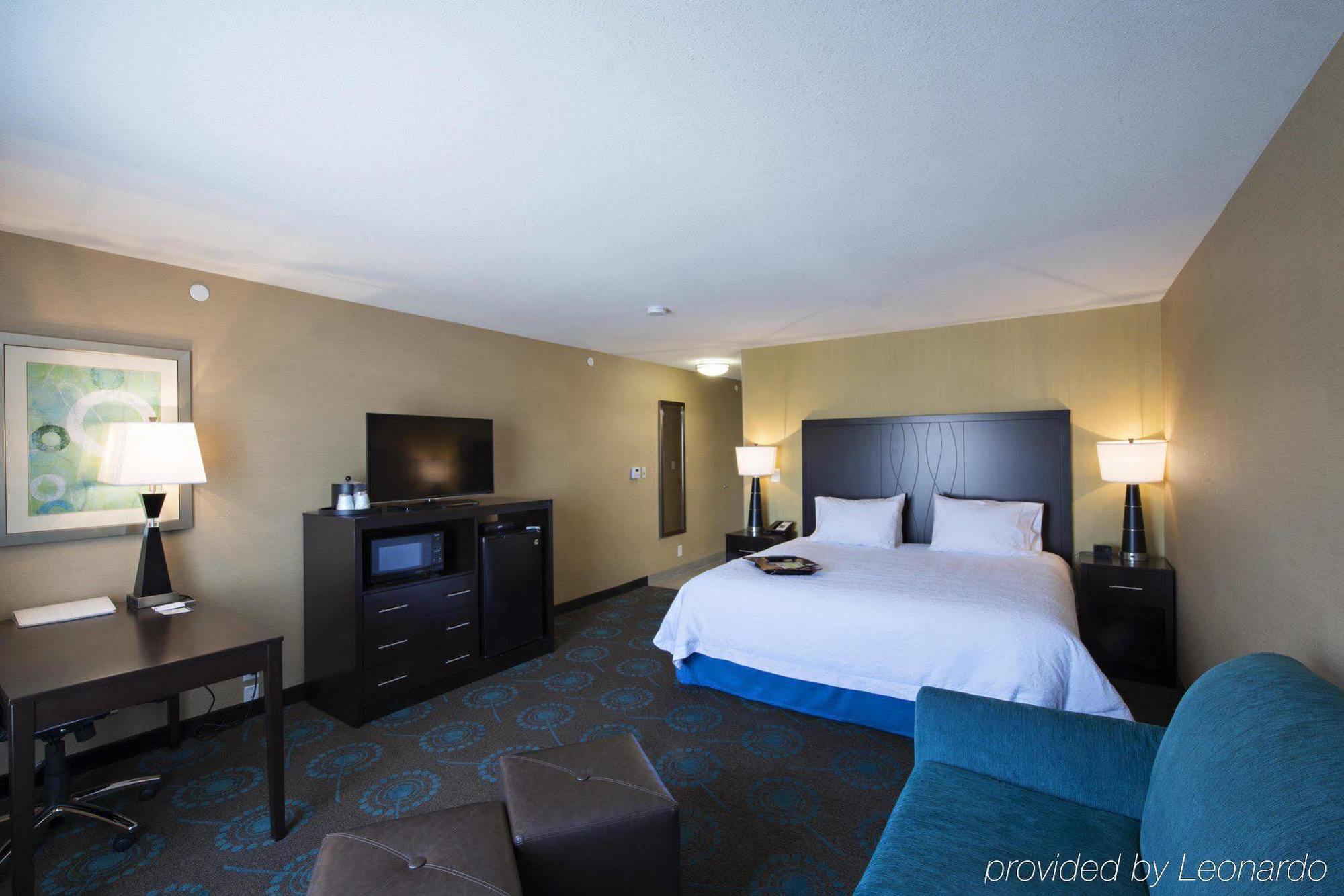 Hampton Inn Saskatoon South Eksteriør billede
